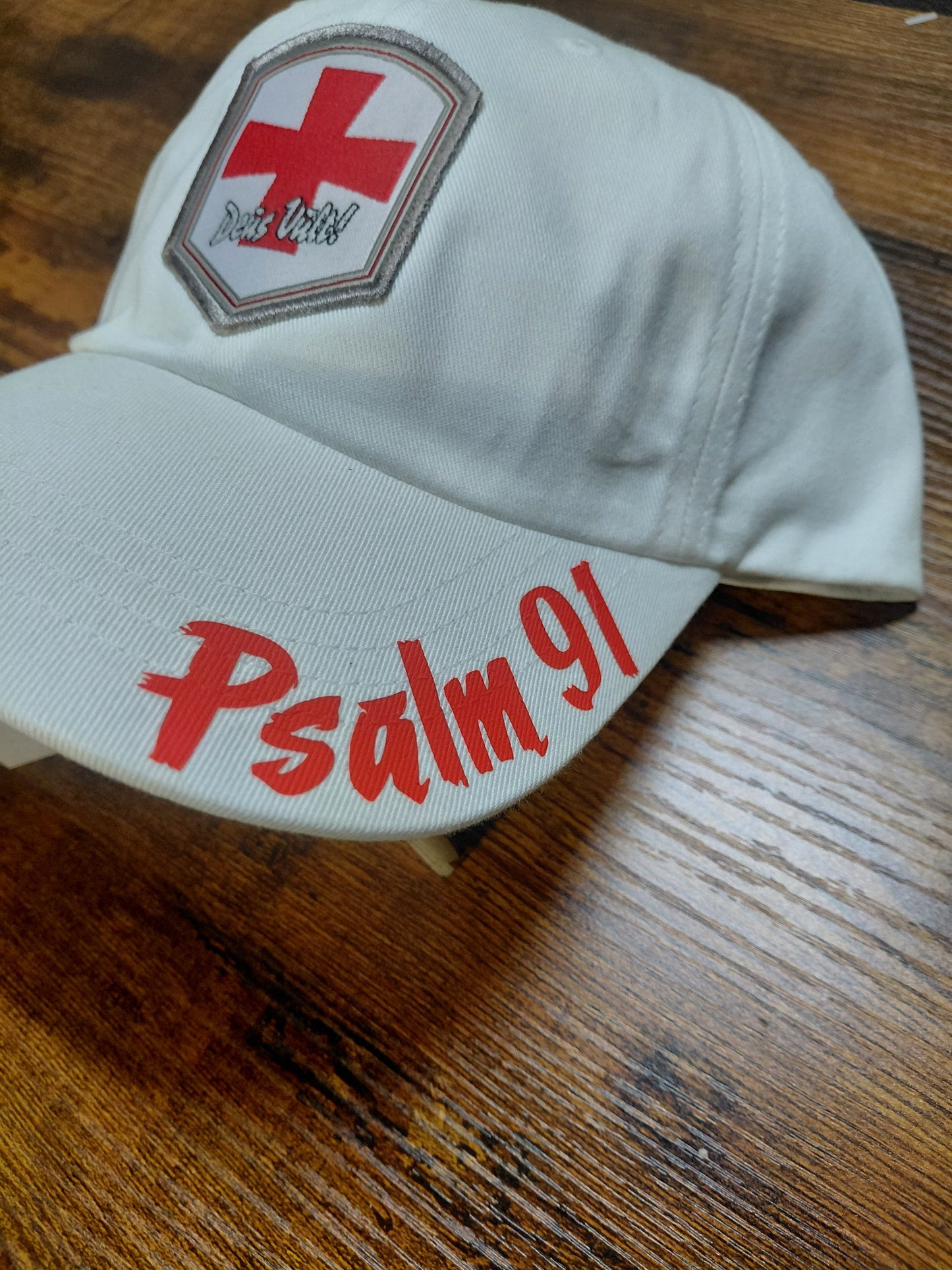Dues Vult ballcap